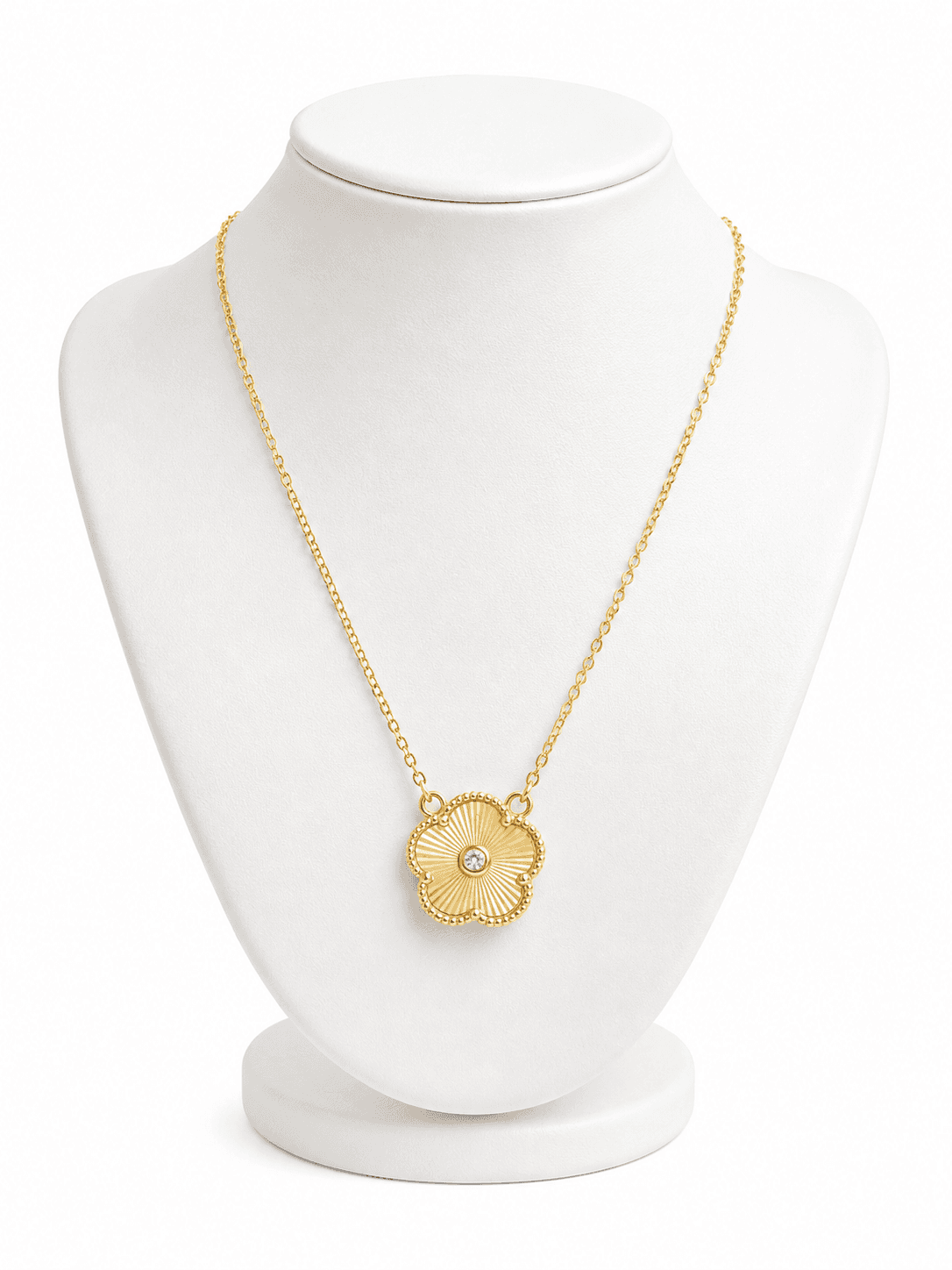 0018 | Golden Flower Necklace